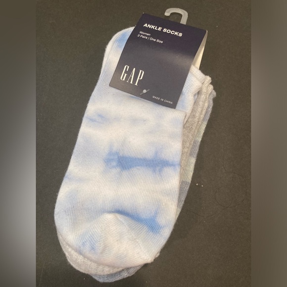 Gap ankle socks - NWT - Picture 2 of 5